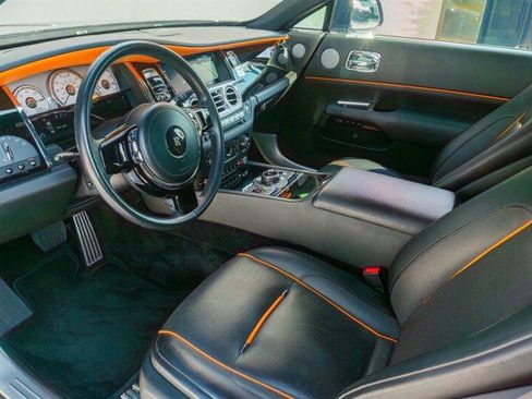Used 2018 Rolls-Royce Dawn image 17