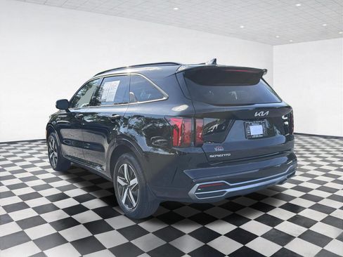 Used 2023 Kia Sorento S w/ Panoramic Sunroof Package FWD image 6