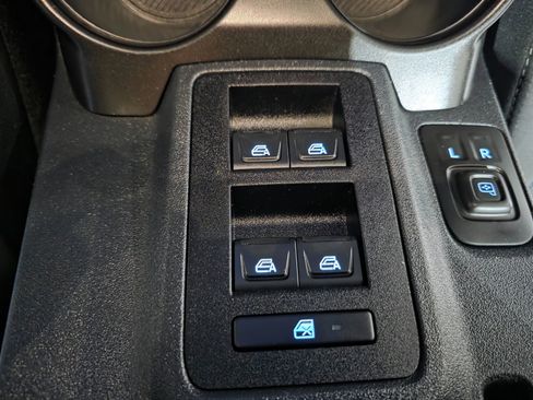 Used 2022 Ford Bronco Black Diamond image 60