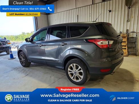 Used 2017 Ford Escape SE AWD/4WD image 3