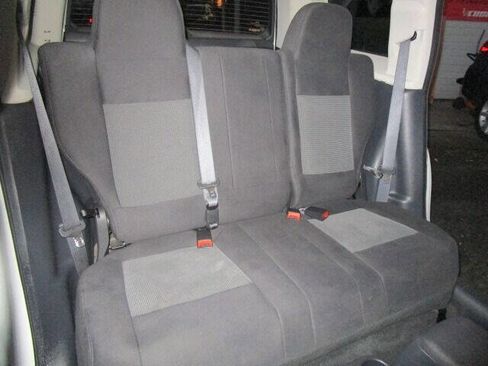 Used 2016 Jeep Patriot Latitude image 30