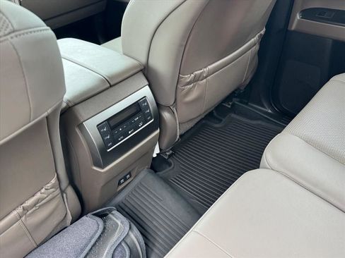 Used 2022 Lexus GX 460 Premium w/ Premium Package AWD/4WD image 16