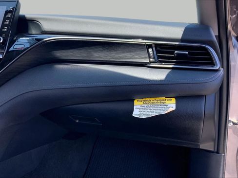 Used 2023 Toyota Camry XLE FWD image 18