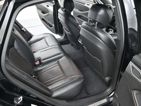 Used 2018 Genesis G80 3.3T Sport image 32