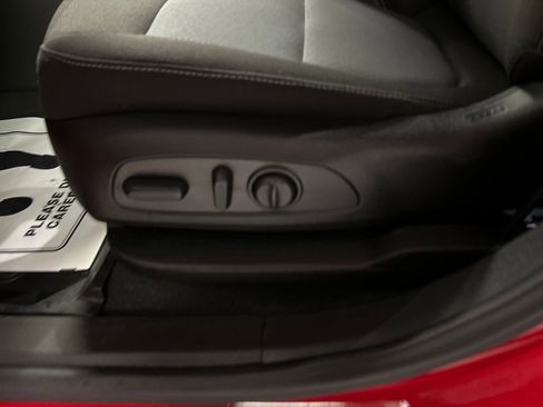 Used 2024 Chevrolet Blazer LT w/ Convenience Package image 13