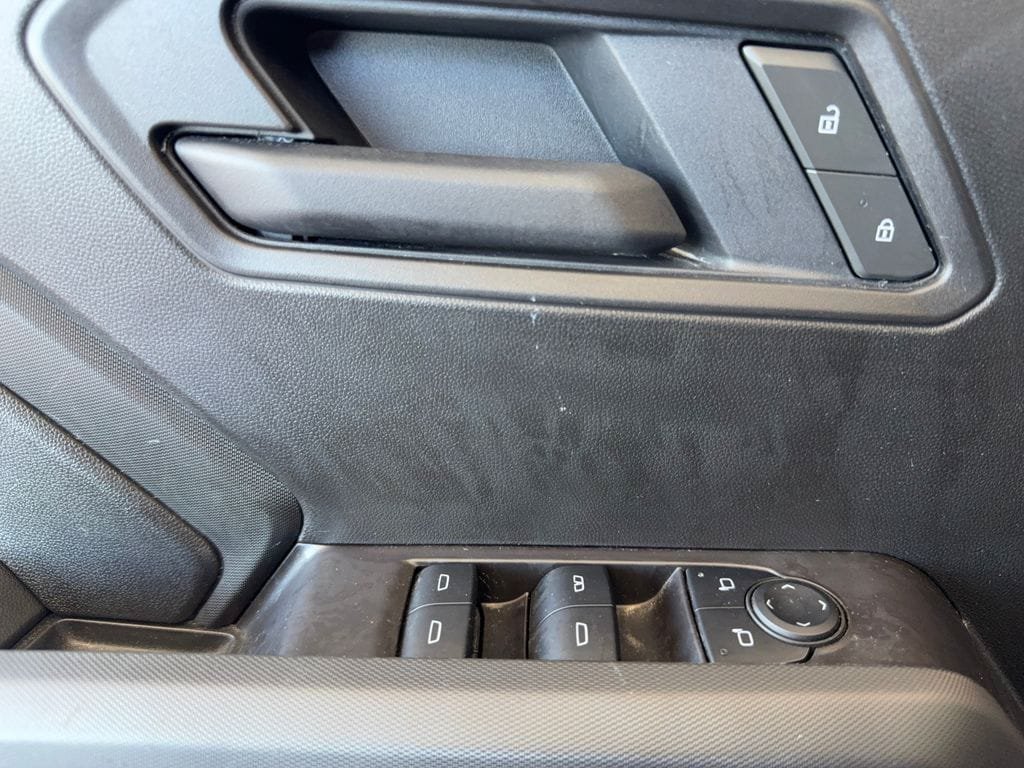 Used 2025 Chevrolet Colorado Trail Boss AWD/4WD image 14