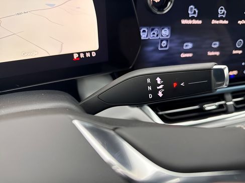 New 2026 Chevrolet Equinox EV LT image 29