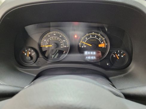 Used 2015 Jeep Compass Sport w/ Power Value Group FWD image 23