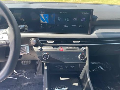 Used 2025 Hyundai Sonata SEL FWD image 20