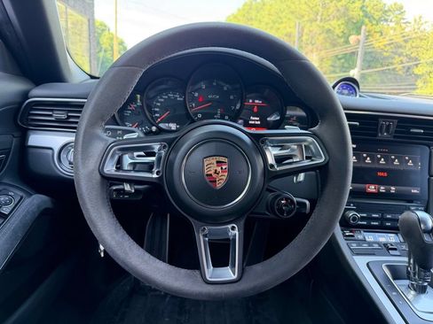 Used 2018 Porsche 911 Carrera GTS RWD image 41
