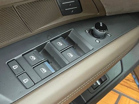 Used 2024 Audi e-tron GT Prestige w/ Prestige Package image 19