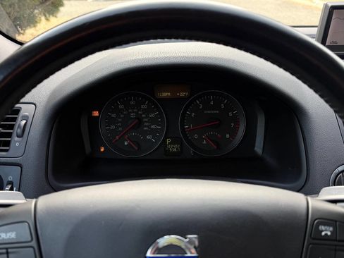 Used 2010 Volvo S40 2.4i image 8