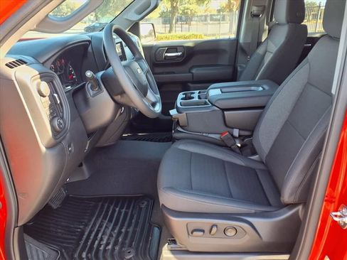 New 2026 Chevrolet Silverado 1500 Custom image 6