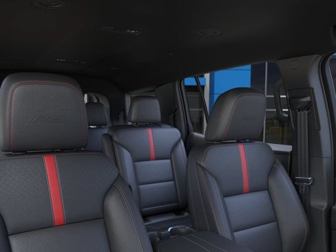 New 2027 Chevrolet Traverse RS AWD/4WD image 24