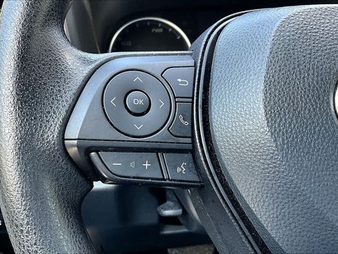 Used 2022 Toyota RAV4 XLE AWD/4WD image 42