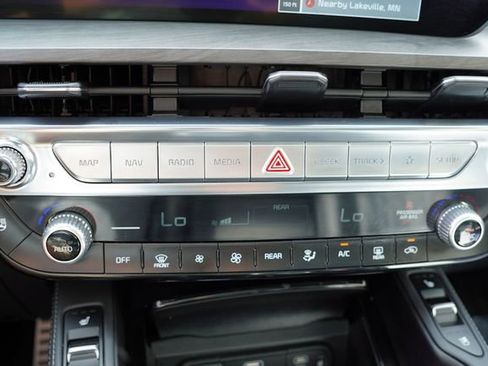 Used 2024 Kia Telluride SX X-Line image 29