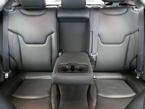 Certified 2022 Jeep Compass Latitude image 23