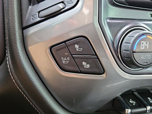 Used 2015 Chevrolet Silverado 2500 LTZ w/ LTZ Plus Package image 17