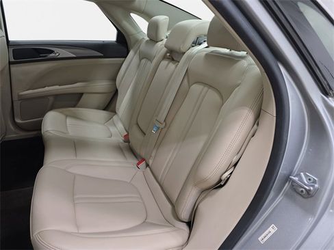 Used 2020 Lincoln MKZ AWD w/ Convenience Package image 13