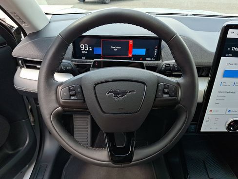 Used 2023 Ford Mustang Mach-E Select w/ Comfort Package Lite RWD image 21