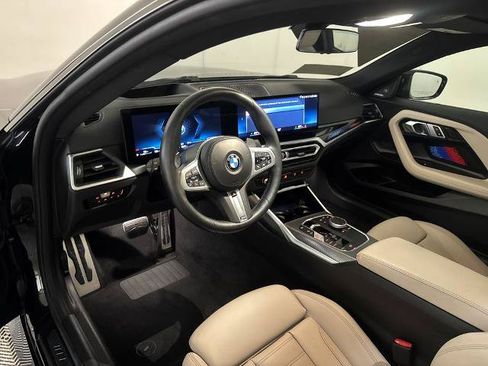 Used 2023 BMW 230i xDrive Coupe AWD/4WD image 5