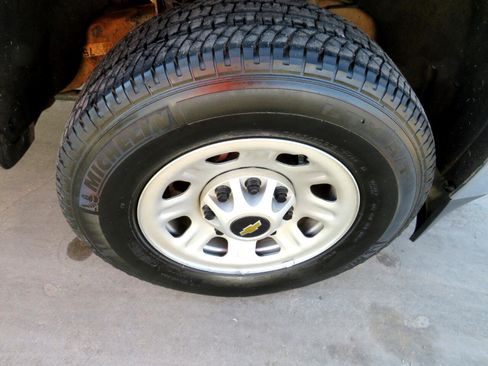 Used 2019 Chevrolet Silverado 2500 W/T image 19