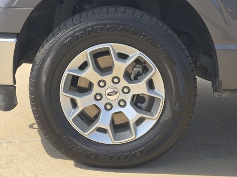 Used 2023 Ford F150 XLT AWD/4WD image 13