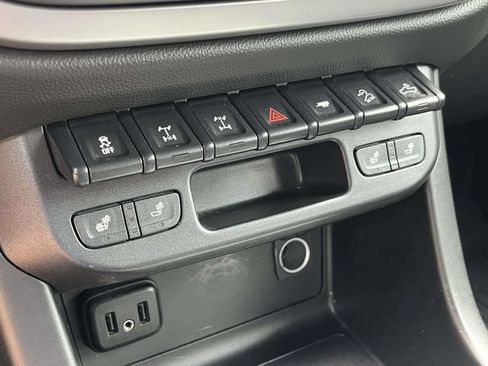 Used 2019 Chevrolet Colorado ZR2 w/ Colorado ZR2 Bison Edition AWD/4WD image 30
