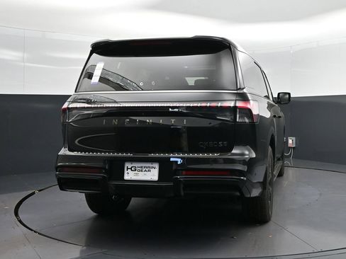 New 2026 INFINITI QX80 SPORT w/ Sport Exterior Package image 7