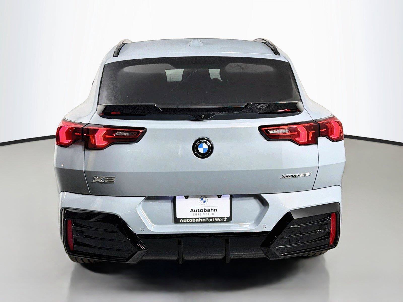 New 2027 BMW X2 xDrive28i w/ Technology Package AWD/4WD image 6