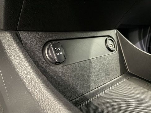 Used 2021 Hyundai Santa Fe Limited image 31