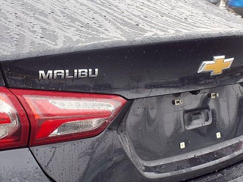 Used 2022 Chevrolet Malibu LT image 23