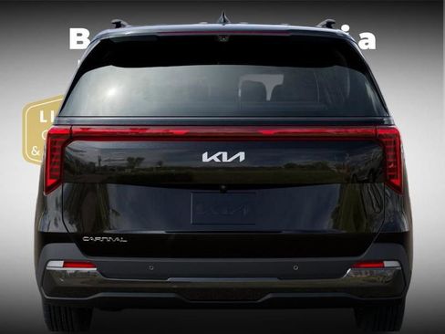 New 2026 Kia Carnival SX Prestige FWD image 13