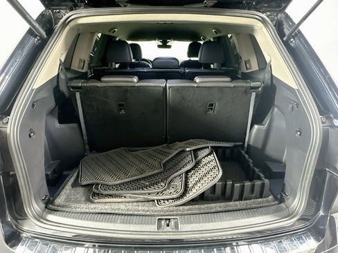 Used 2024 Volkswagen Atlas SE FWD image 30