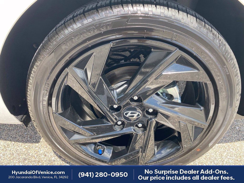 Certified 2026 Hyundai Elantra SEL Sport Premium FWD image 41