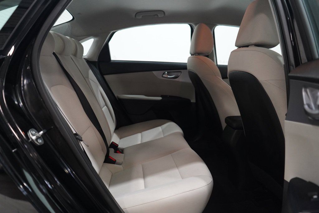 Used 2023 Kia Forte LXS FWD image 31