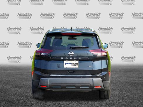 Used 2024 Nissan Rogue SL w/ SL Premium Package FWD image 7