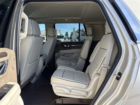 Used 2023 GMC Yukon Denali w/ Max Trailering Package image 12