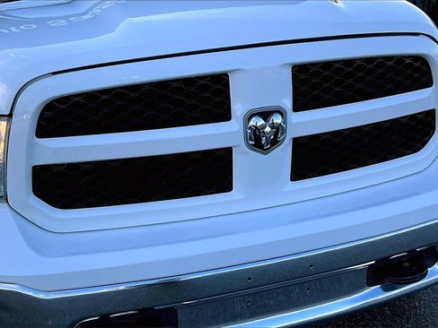 Used 2018 RAM 1500 Outdoorsman image 33