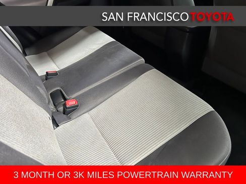 Used 2015 Toyota RAV4 XLE image 17