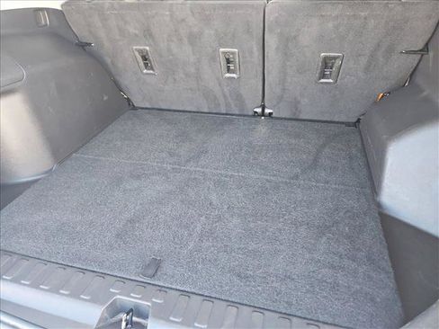 Used 2024 GMC Terrain SLE FWD image 6