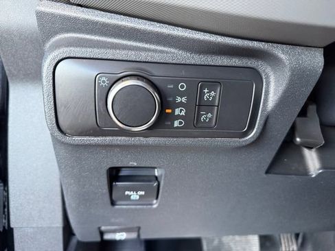 Used 2022 Ford Bronco Everglades image 8