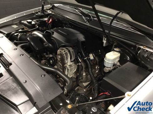 Used 2012 Chevrolet Avalanche LT w/ Suspension Package, Off-Road AWD/4WD image 49