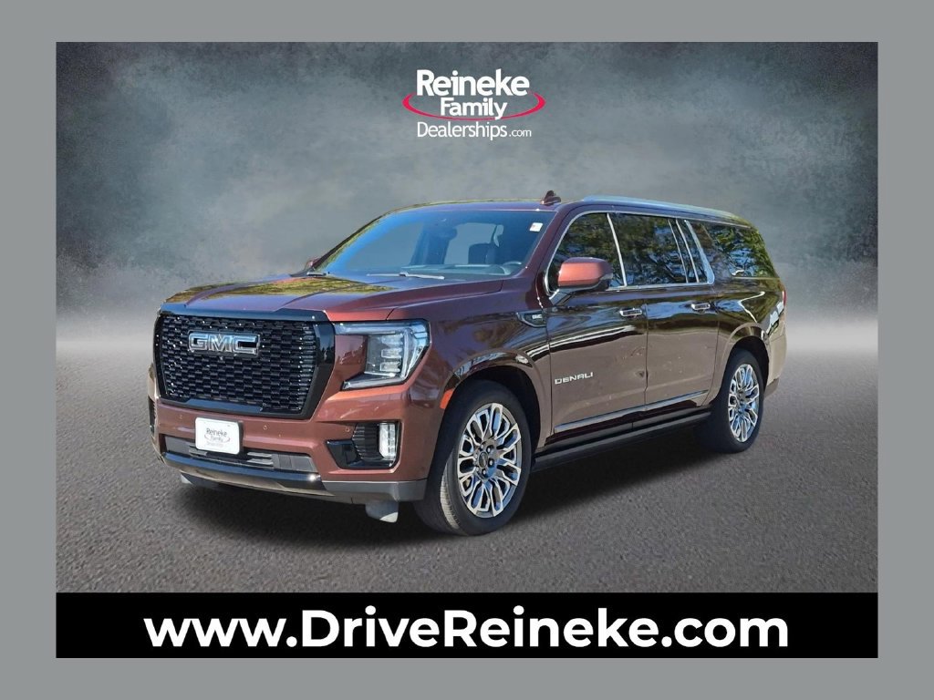 Used 2023 GMC Yukon XL Denali Ultimate AWD/4WD image 1