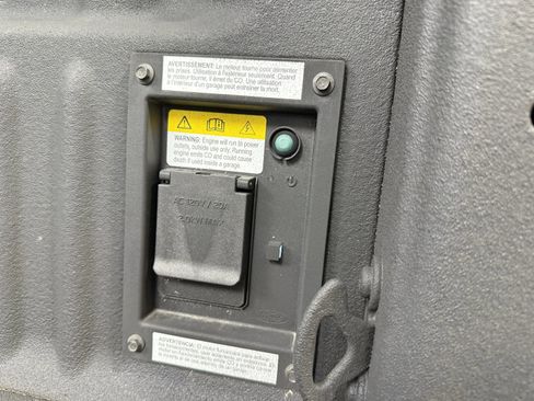 Used 2024 Ford F350 Platinum image 9