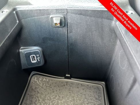 New 2025 Jeep Gladiator Sport image 8