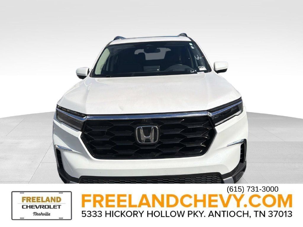 Used 2024 Honda Pilot Elite image 6