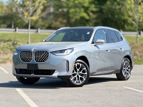 Certified 2026 BMW X3 xDrive30 w/ Convenience Package AWD/4WD image 1