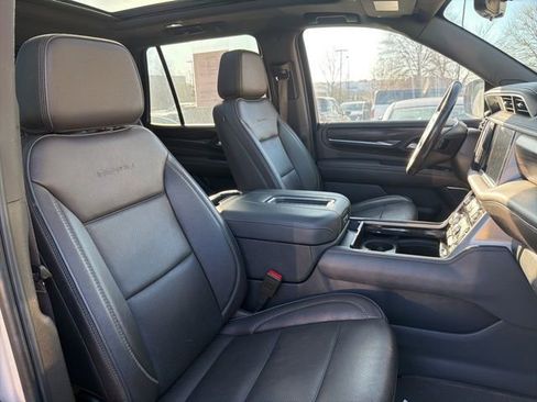 Used 2021 GMC Yukon Denali w/ Denali Premium Package image 41