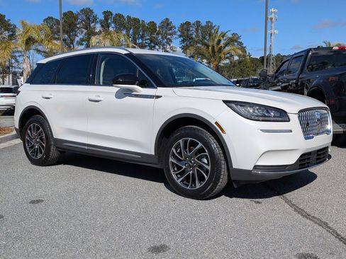 Used 2020 Lincoln Corsair FWD w/ Equipment Group 101A image 3